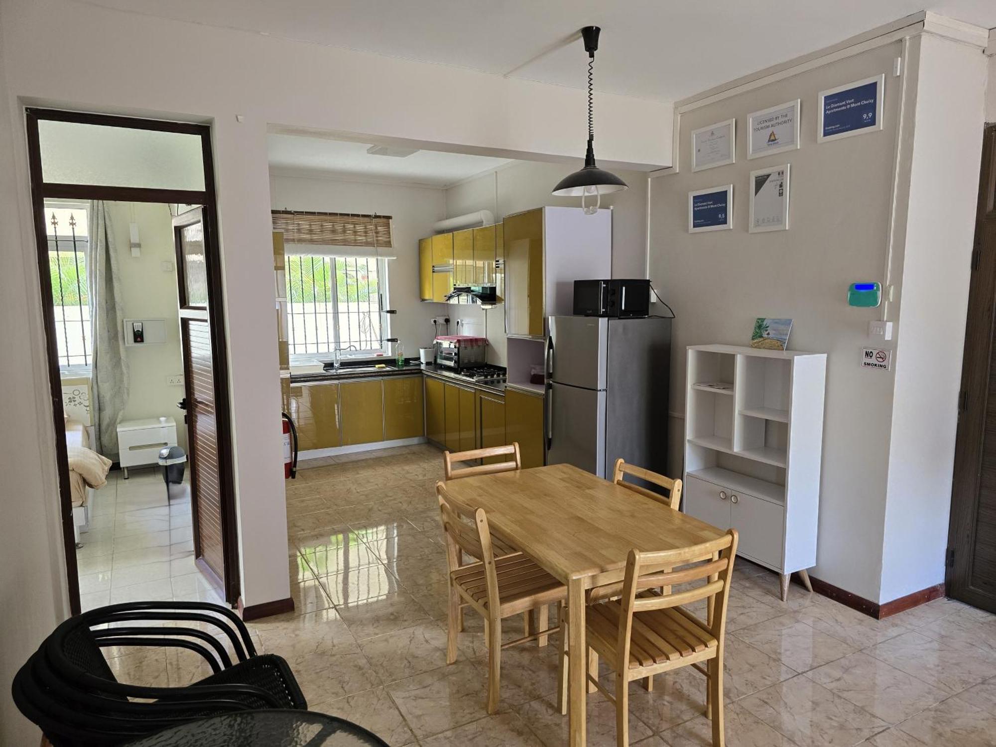 Le Diamant Vert Apartments @ Mont Choisy מראה חיצוני תמונה