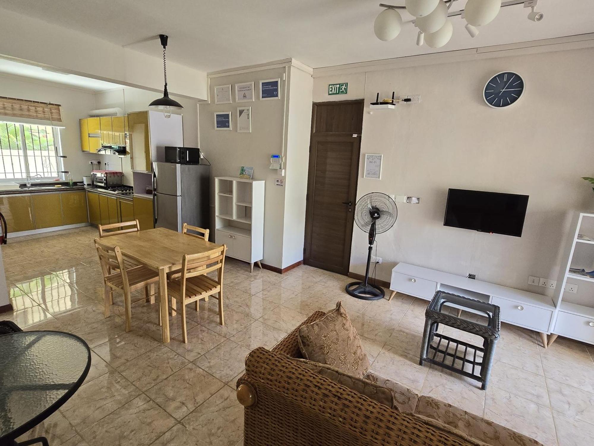 Le Diamant Vert Apartments @ Mont Choisy מראה חיצוני תמונה
